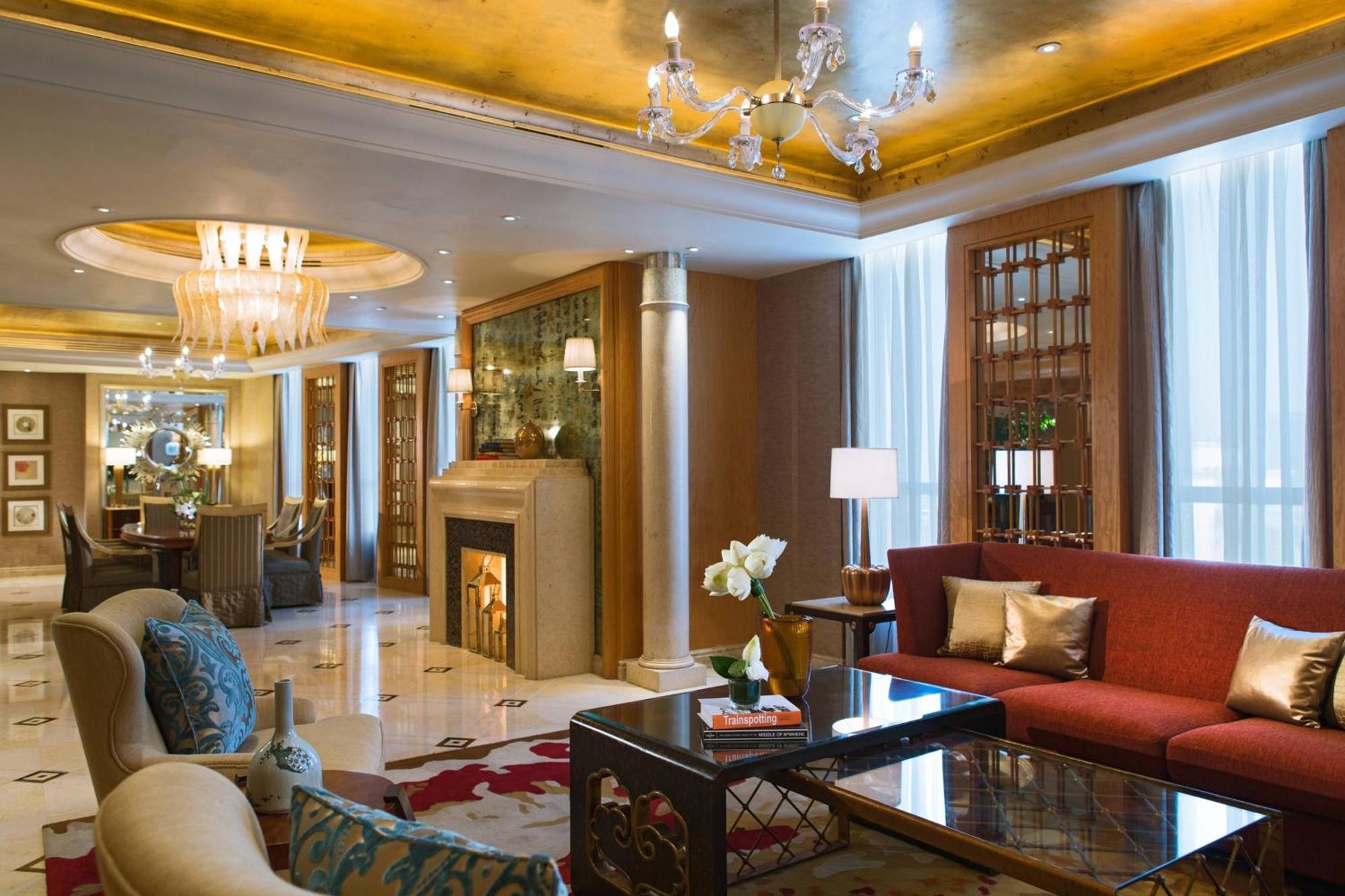 Renaissance Shanghai Pudong Hotel Buitenkant foto